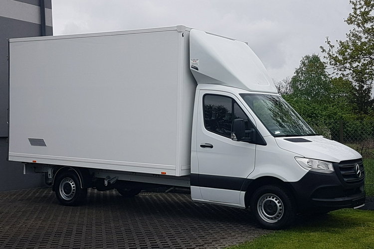 Mercedes Sprinter 8EP KONTENER 4,22x2,15x2,30 KLIMA 314CDI MANUAL 6-BIEGÓW KRAJOWY zdjęcie 1