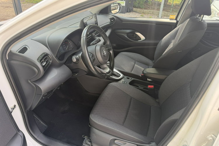 Toyota Yaris 1.5HSD 125KM Bezwypadkowy Oryginalny lakier zdjęcie 14