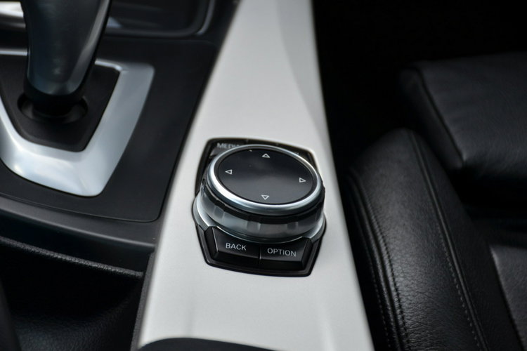 BMW 3GT Opłacona 2.0i 184KM Serwis Bi-xenon Skóra el.klapa zdjęcie 36