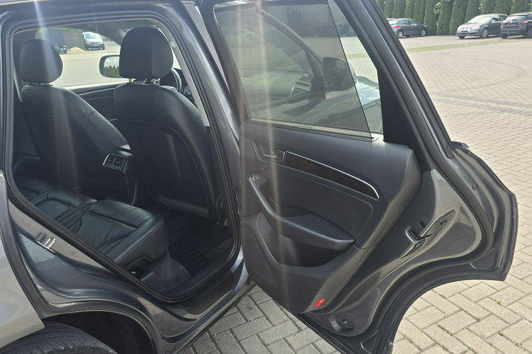 Audi Q5 2.0tdi Skóry.Navi.Klimatr 2 str.Tempomat.Alufelgi.Xenony zdjęcie 24