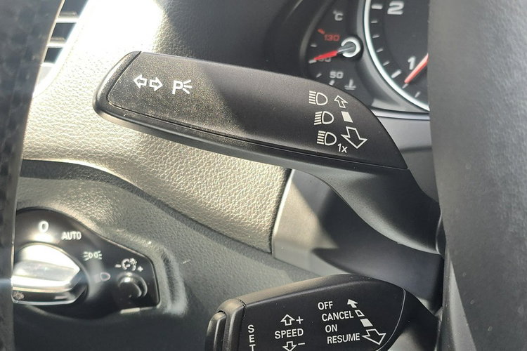 Audi Q5 2.0tdi Skóry.Navi.Klimatr 2 str.Tempomat.Alufelgi.Xenony zdjęcie 33