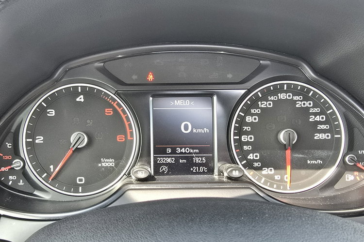 Audi Q5 2.0tdi Skóry.Navi.Klimatr 2 str.Tempomat.Alufelgi.Xenony zdjęcie 35