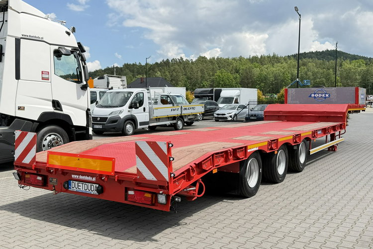 BODEX NN3J Ładowność: 26.500kg 3osie SAF Przednia Podnoszona WABCO Poszerzenia Waga 9000kg 2021r Niskopodwoziowa Laweta Kassbohrer zdjęcie 23