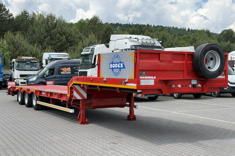 BODEX NN3J Ładowność: 26.500kg 3osie SAF Przednia Podnoszona WABCO Poszerzenia Waga 9000kg 2021r Niskopodwoziowa Laweta Kassbohrer zdjęcie 5