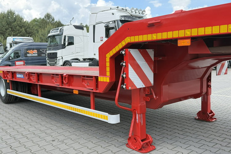 BODEX NN3J Ładowność: 26.500kg 3osie SAF Przednia Podnoszona WABCO Poszerzenia Waga 9000kg 2021r Niskopodwoziowa Laweta Kassbohrer zdjęcie 6