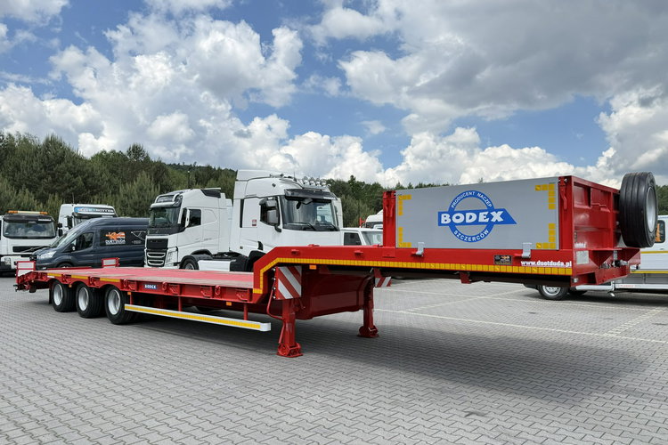 BODEX NN3J Ładowność: 26.500kg 3osie SAF Przednia Podnoszona WABCO Poszerzenia Waga 9000kg 2021r Niskopodwoziowa Laweta Kassbohrer zdjęcie 8