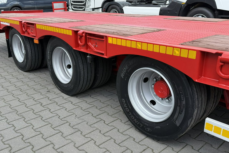 BODEX NN3J Ładowność: 26.500kg 3osie SAF Przednia Podnoszona WABCO Poszerzenia Waga 9000kg 2021r Niskopodwoziowa Laweta Kassbohrer zdjęcie 9