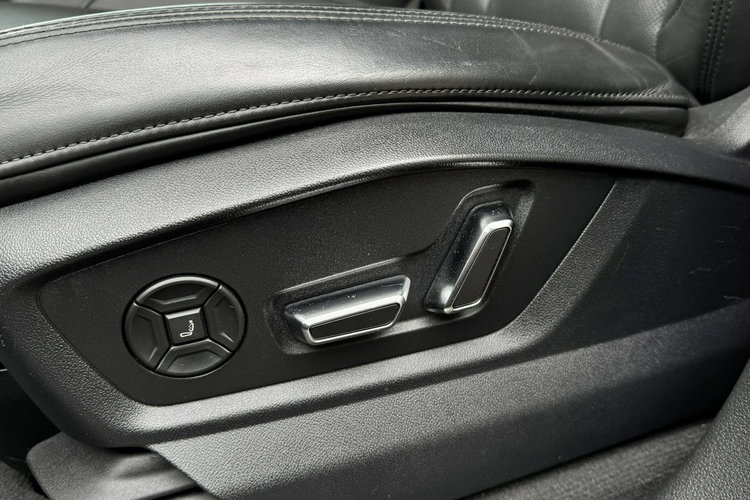 Audi Q8 S Line 2023 HUD B&Olufsen Paorama Wentyle Radar Matrixy 4xAC zdjęcie 9