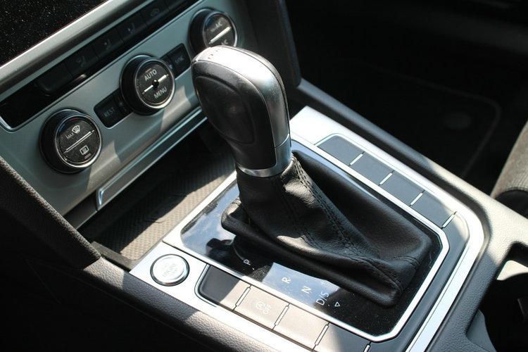 Volkswagen Passat Salon Polska Comfortline zdjęcie 22