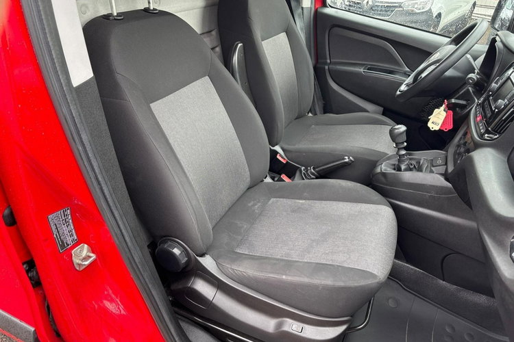 Fiat Doblo 1.4Tjet/120KM //2021 r/Nowym LPG /przebieg 155 tys km zdjęcie 10