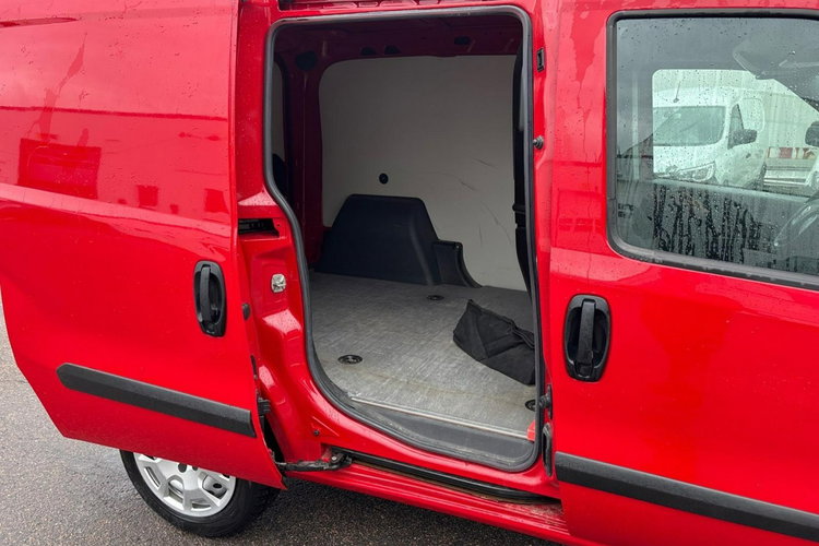 Fiat Doblo 1.4Tjet/120KM //2021 r/Nowym LPG /przebieg 155 tys km zdjęcie 16