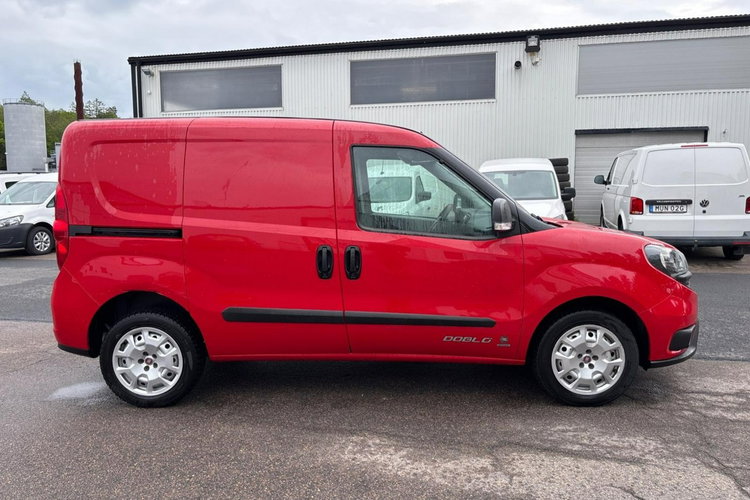 Fiat Doblo 1.4Tjet/120KM //2021 r/Nowym LPG /przebieg 155 tys km zdjęcie 6