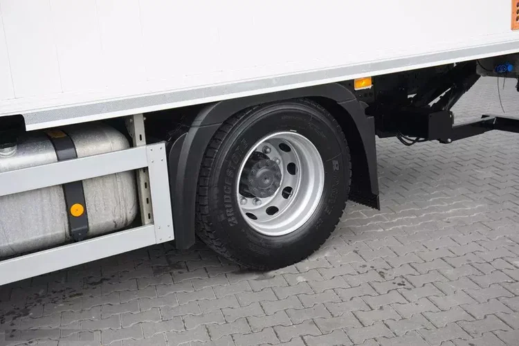 Mercedes ACTROS / 1830 / E 6 / MP 5 / KONTENER + WINDA / 16 PALET zdjęcie 30