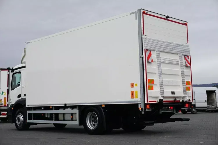 Mercedes ACTROS / 1830 / E 6 / MP 5 / KONTENER + WINDA / 16 PALET zdjęcie 31