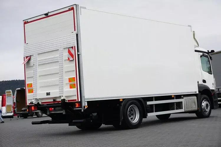 Mercedes ACTROS / 1830 / E 6 / MP 5 / KONTENER + WINDA / 16 PALET zdjęcie 36