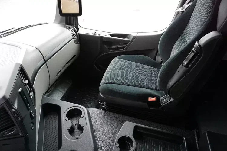 Mercedes ACTROS / 1830 / E 6 / MP 5 / KONTENER + WINDA / 16 PALET zdjęcie 40