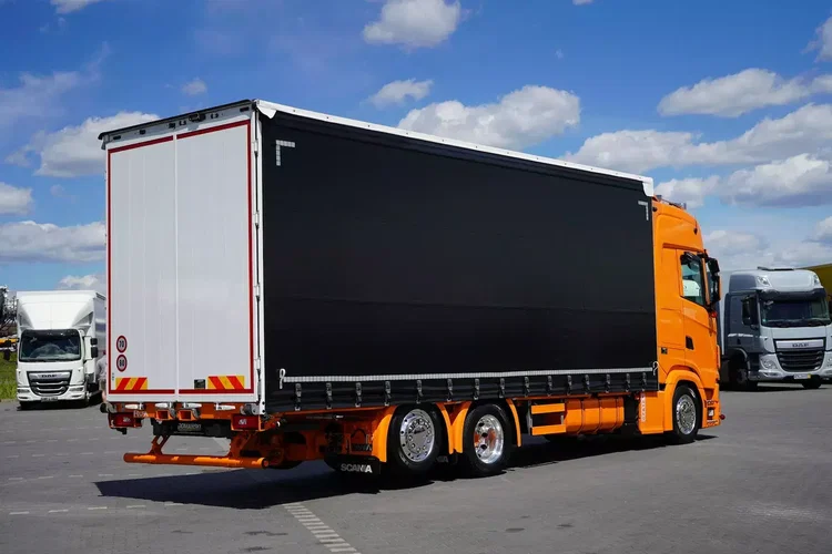Scania / S 500 / ACC / E 6 / FIRANKA / 19 PALET / RETARDER / OŚ SKRĘTNA / PEŁNA OPCJA zdjęcie 5
