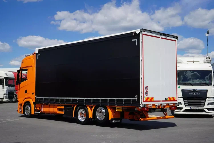 Scania / S 500 / ACC / E 6 / FIRANKA / 19 PALET / RETARDER / OŚ SKRĘTNA / PEŁNA OPCJA zdjęcie 6