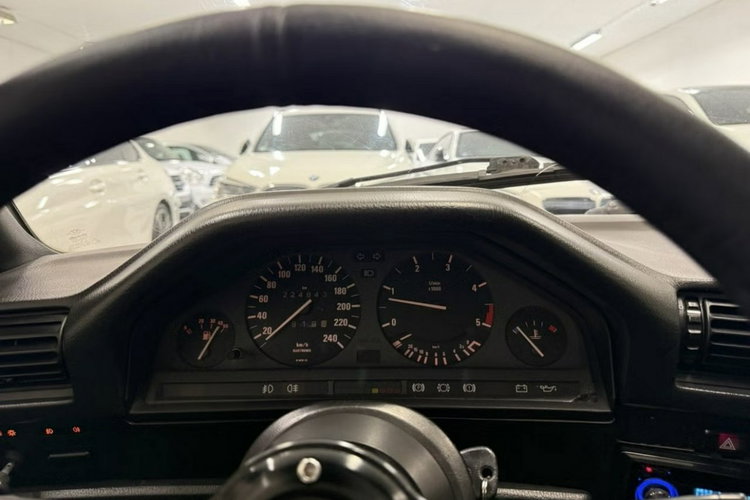 BMW 320 2.0benz R6 m-technik tuning przepiękna doinwestowana obniżona zamiana zdjęcie 16