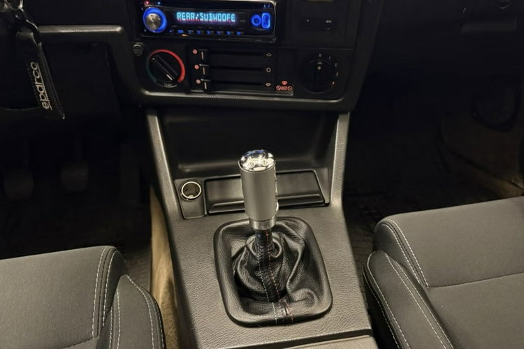 BMW 320 2.0benz R6 m-technik tuning przepiękna doinwestowana obniżona zamiana zdjęcie 20