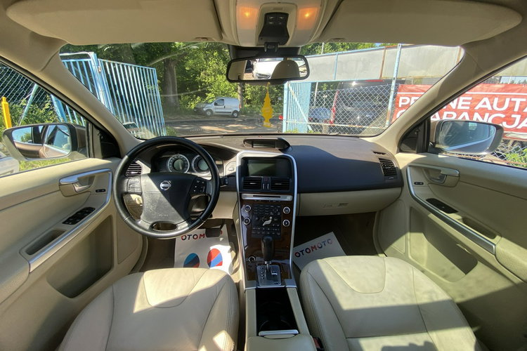 Volvo XC 60 2.4d5 automat AWD max wersja full serwis 205 koni 1.r.gwarancji zamian zdjęcie 21