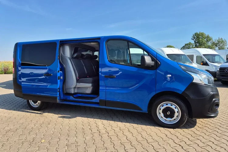 Renault Trafic Long *59999zł NETTO*Brygadówka 6 osób 1,6dCi/120KM zdjęcie 3