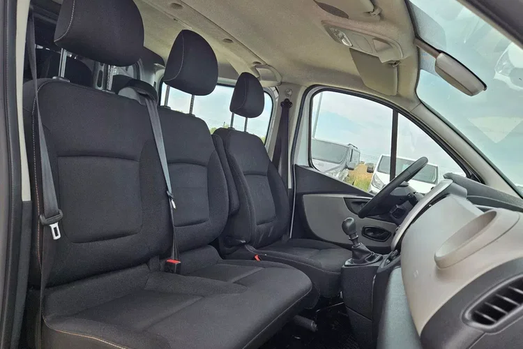 Renault Trafic Long 59999zł NETTO Brygadówka 6 osób 1.6dCi/120KM zdjęcie 24