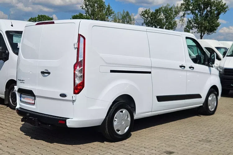 Ford transit-custom L2H1 *66900zł NETTO* 2.0TdCi/170KM zdjęcie 10