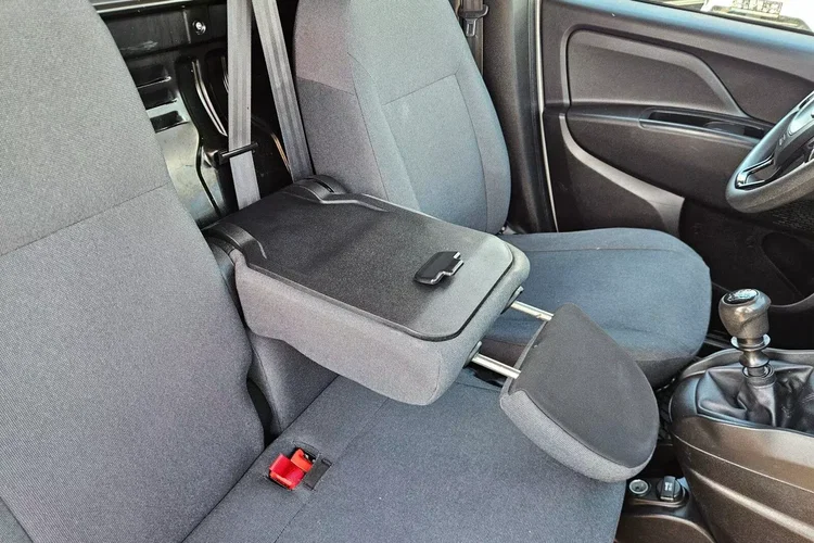 Fiat doblo Long 59999zł NETTO 1.6 mJET/105KM zdjęcie 32