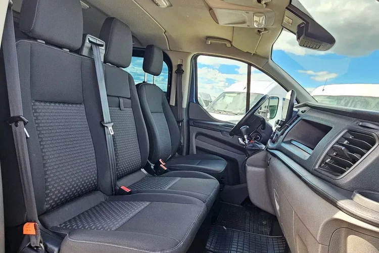 Ford transit-custom L2H1 *76999zł NETTO* Brygadówka 6 osób 2.0TdCi/131KM zdjęcie 29