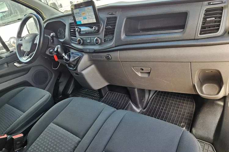 Ford transit-custom L2H1 *76999zł NETTO* Brygadówka 6 osób 2.0TdCi/131KM zdjęcie 30