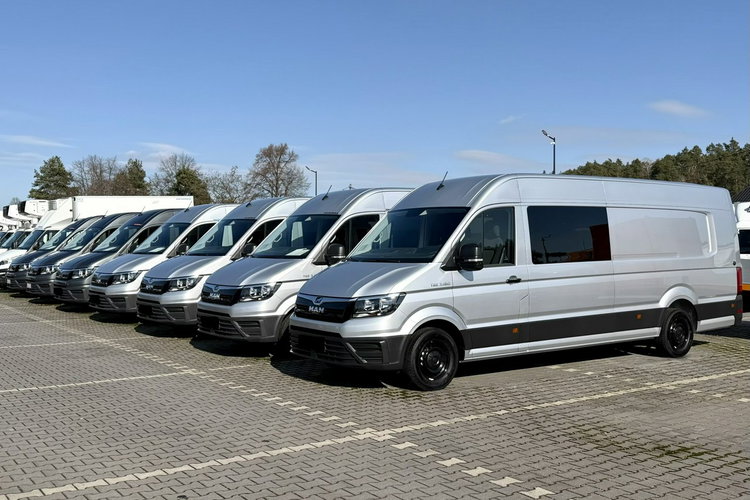 MAN TGE 3.180 Doka 7-OSÓB Brygadówka EXTRA LONG L5H3 Nowy 2024 Crafter zdjęcie 1