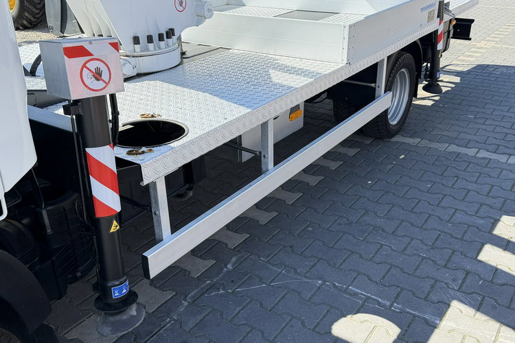 Nissan Cabstar Podnośnik Koszowy 16.5m Multitel 160 ALU Zwyżka UDT Wumag GSR P7 zdjęcie 6