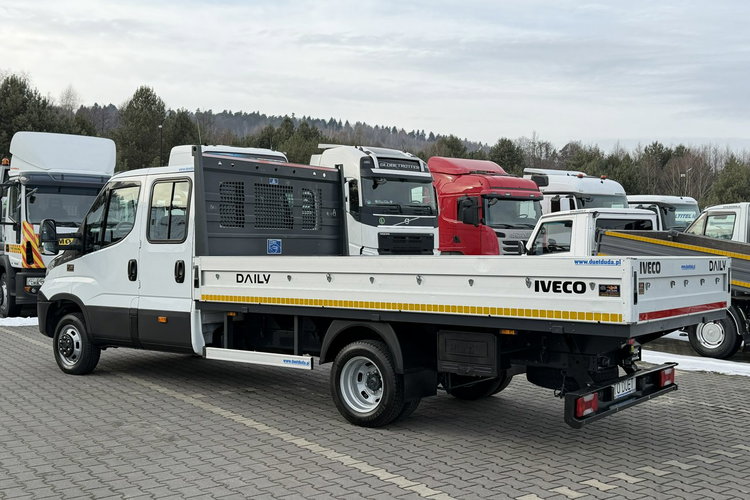 Iveco Daily 50C18 V poj.3.0 35C18 (Kat.B lub C) Brygadówka Doka 7 osób Skrzynia wywrotka zdjęcie 13