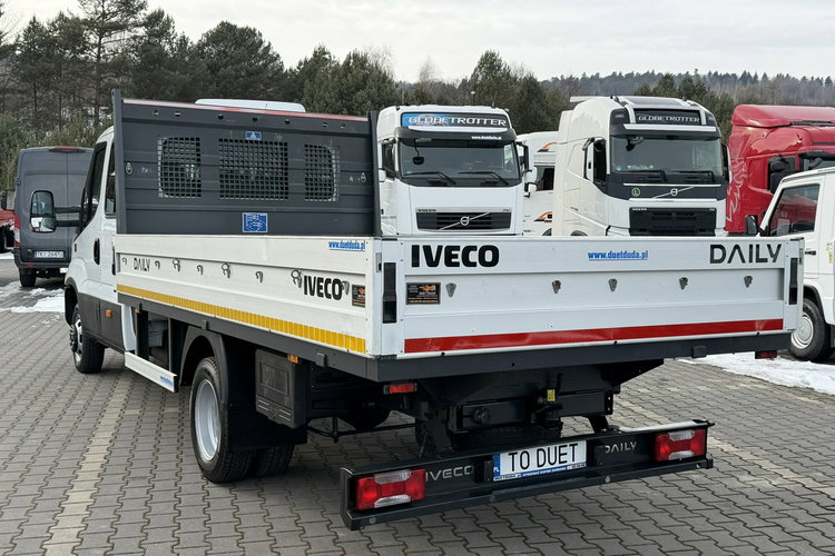 Iveco Daily 50C18 V poj.3.0 35C18 (Kat.B lub C) Brygadówka Doka 7 osób Skrzynia wywrotka zdjęcie 18