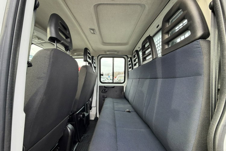Iveco Daily 50C18 V poj.3.0 35C18 (Kat.B lub C) Brygadówka Doka 7 osób Skrzynia wywrotka zdjęcie 28