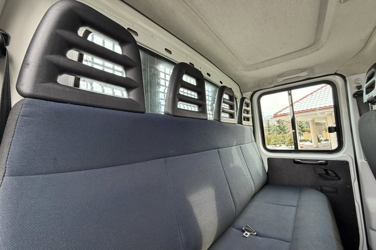 Iveco Daily 50C18 V poj.3.0 35C18 (Kat.B lub C) Brygadówka Doka 7 osób Skrzynia wywrotka zdjęcie 33