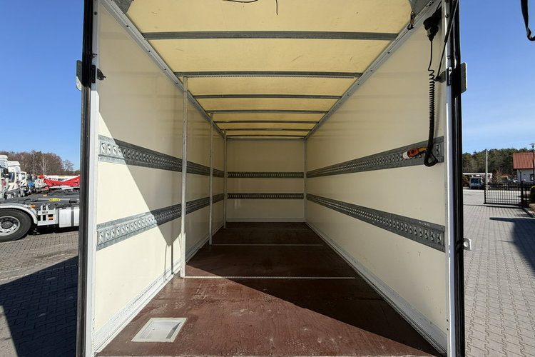 Mercedes Sprinter 319 3.0 V6 Kontener 8-Palet Winda 750kg Super Stan Unikat Iveco, Master zdjęcie 17