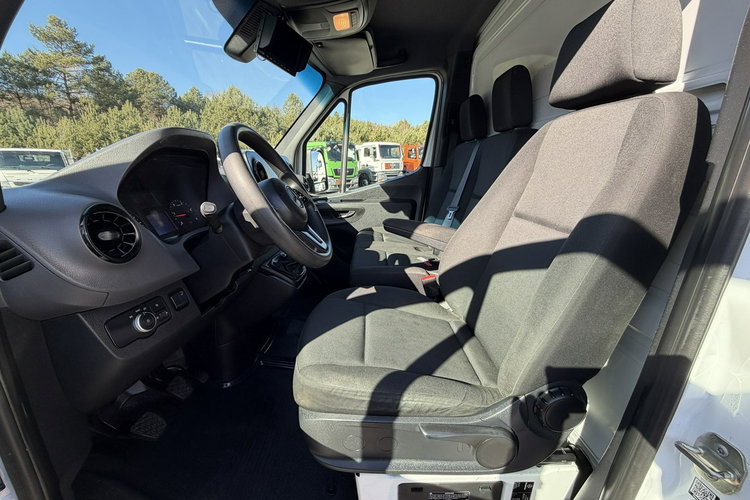 Mercedes Sprinter 319 3.0 V6 Kontener 8-Palet Winda 750kg Super Stan Unikat Iveco, Master zdjęcie 20
