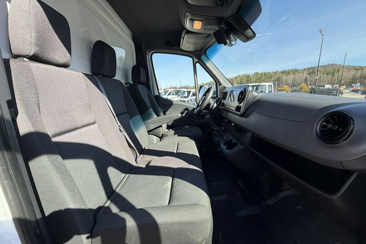 Mercedes Sprinter 319 3.0 V6 Kontener 8-Palet Winda 750kg Super Stan Unikat Iveco, Master zdjęcie 29