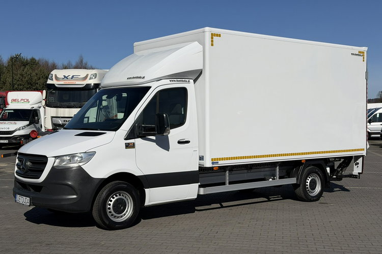 Mercedes Sprinter 319 3.0 V6 Kontener 8-Palet Winda 750kg Super Stan Unikat Iveco, Master zdjęcie 5
