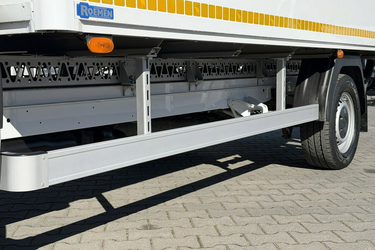 Mercedes Sprinter 319 3.0 V6 Kontener 8-Palet Winda 750kg Super Stan Unikat Iveco, Master zdjęcie 7