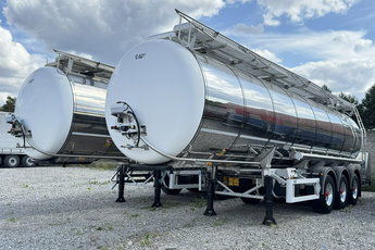LAG Spożywcza Magyar Izolowana Webasto Pompa Elektryczna do Zrzutu 3-Komory 32.000litrów (10.5/7/14.5/) Pełna Instalacja i Filtr Sterylny