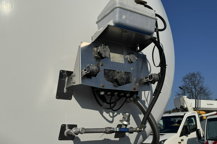 LAG Spożywcza Magyar Izolowana Webasto Pompa Elektryczna do Zrzutu 3-Komory 32.000litrów (10.5/7/14.5/) Pełna Instalacja i Filtr Sterylny zdjęcie 6