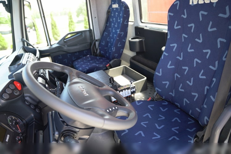 Iveco TRAKKER 450 / 6X4 / WYWROTKA / HYDROKLAPA / HYDROBURTA / BORDMATIC / CZOŁOWNICA / / zdjęcie 34
