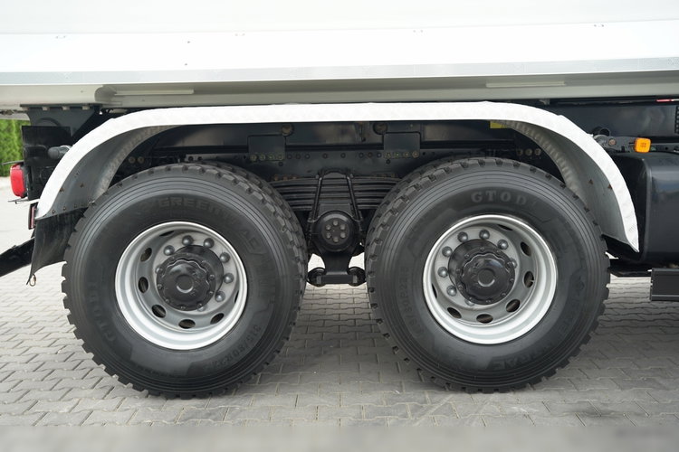 MAN TGS 35.460 / 8X4 / WYWROTKA TYLNOZSYPOWA / HYDROKLAPA / MEILLER KIPPER / AUTOMAT / OPONY 100% / PLANDEKA ELEKTRYCZNA /  EURO 6 zdjęcie 29
