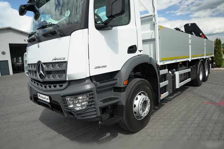 Mercedes AROCS 2636 / 6x4 / SKRZYNIOWY 7, 5 M + HDS HIAB 188 B-3 / MOCNA PODŁOGA / STEROWANIE RADIOWE / ROTATOR / EURO 6 zdjęcie 15