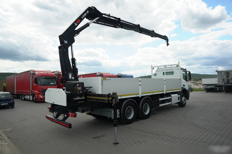 Mercedes AROCS 2636 / 6x4 / SKRZYNIOWY 7, 5 M + HDS HIAB 188 B-3 / MOCNA PODŁOGA / STEROWANIE RADIOWE / ROTATOR / EURO 6 zdjęcie 4