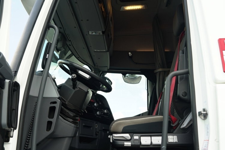 Renault T 520 / RETARDER /  KLIMA POSTOJOWA zdjęcie 24