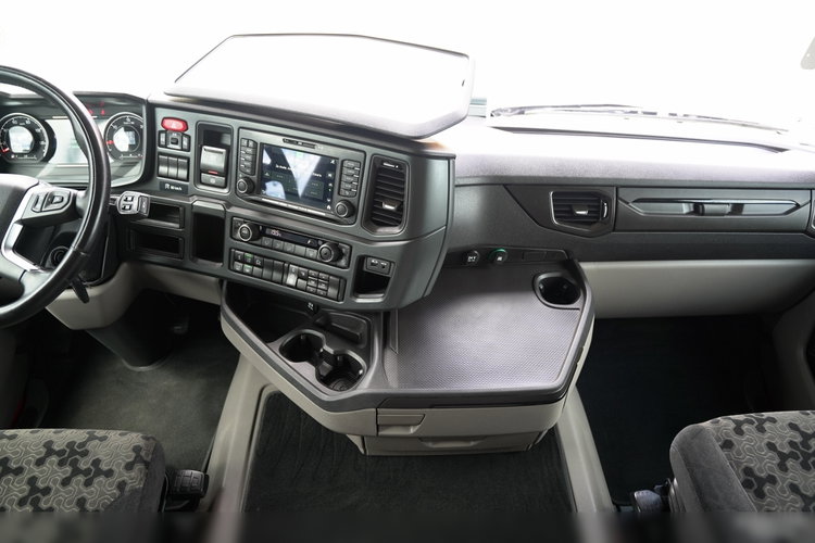 Scania R 500 / RETARDER / 2022 ROK / 2 ZBIORNIKI 1300 L / PO ZŁOTYM KONTRAKCIE SERWISOWYM zdjęcie 32